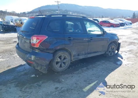 2014 Subaru Forester 2.5I Premium z USA, uszkodzony, nr VIN JF2SJAEC1EH448207